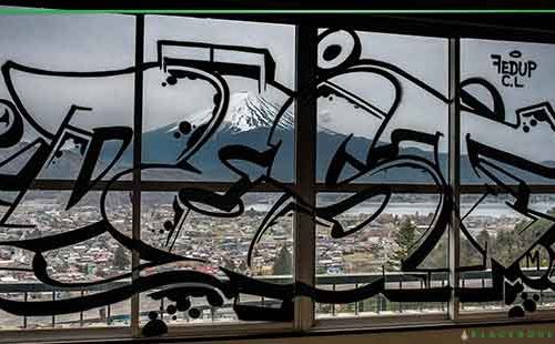 Artist interview with Destroy