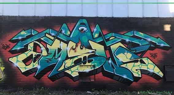 Sydney graffiti writer Amuse