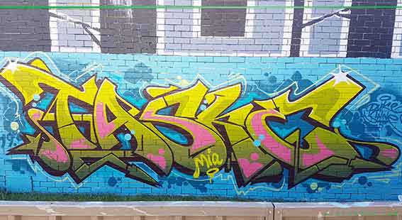 Newcastle NSW graffiti artist Taske