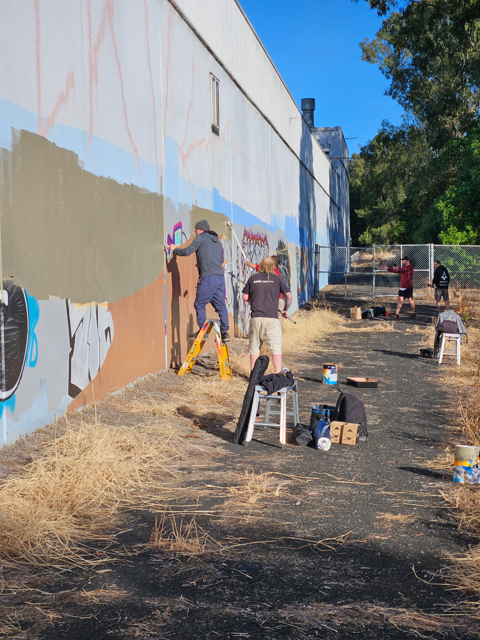 Start of the M5 graffiti production